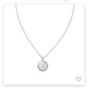 NEW Kendra Scott Hattie Pendant Necklace